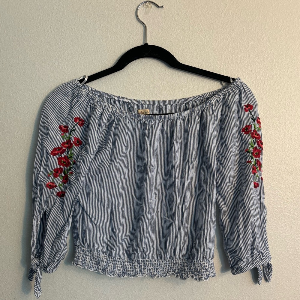 Hollister Womens On/Off Shoulder Striped Top with Rose Detailing